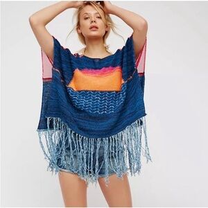 FREE PEOPLE OVERSIZED OPEN SIDE FRINGED SUNSET SWEATER TOP/PONCHO! Colorful Boho